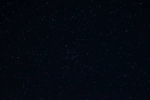 Langzeitbelichtungsnachtfoto Eines Hellen Sterns Viele Sterne Mit Sternbildern Weit Weg — Stockfoto