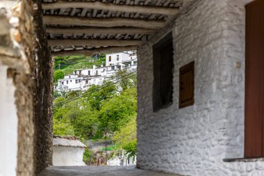 Bir sokak, içinde bir köy La Alpujarra, Gr alt görünümü