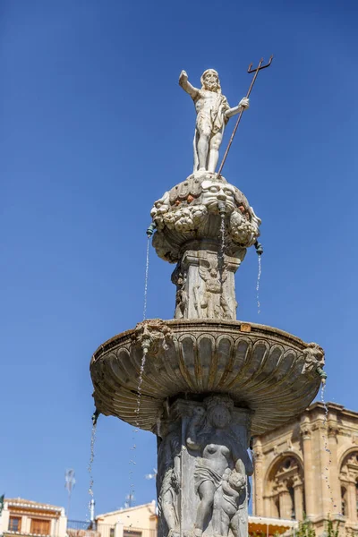 Escultura de la Fuente de los Gigantes, Plaza de Bibarrambla, G —  Fotos de Stock