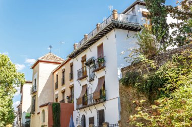 Güney İspanya bir şehirde bazı eski binaların görünümü