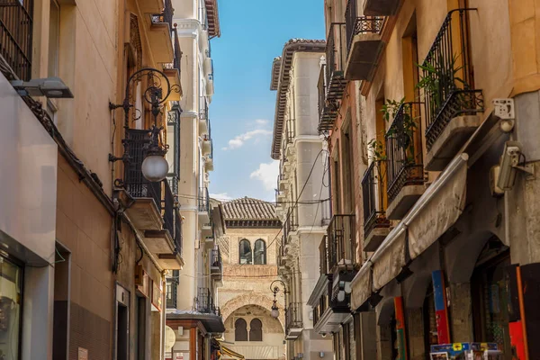 Tipik sokak Granada şehir merkezinde