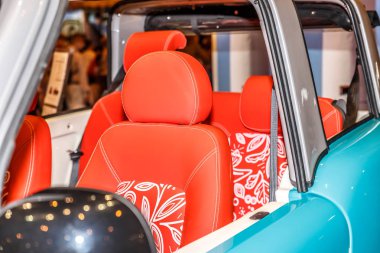 Küçük bir Cabrio ve elektrikli otomobil iç görünüm