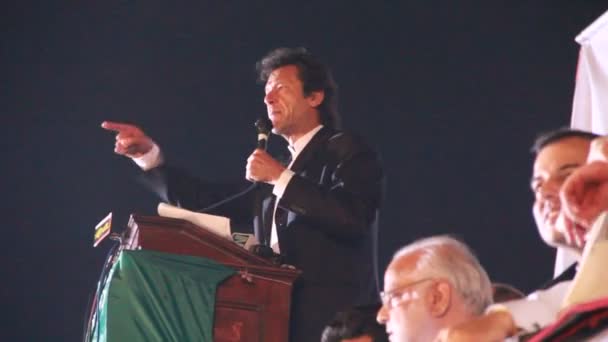 Lahore Pakistan Oct Imran Khan Звертається Сотень Тисяч Прихильників Мінар — стокове відео