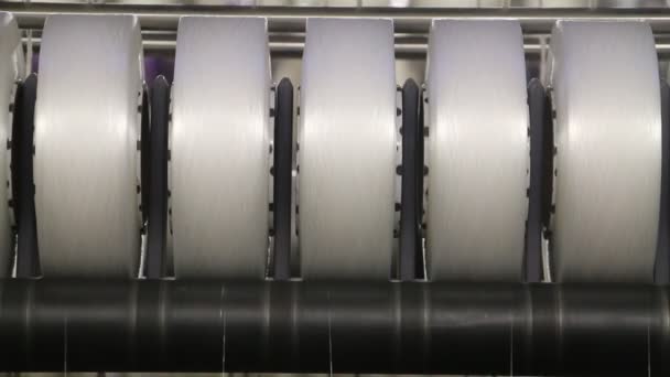 Nieuwste Machines Een Moderne Textielfabriek — Stockvideo