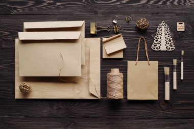 ekolojik malzemelerden el yapımı Hediyelik iletileri oluşturma