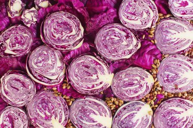 Kırmızı lahana ve fasulye.