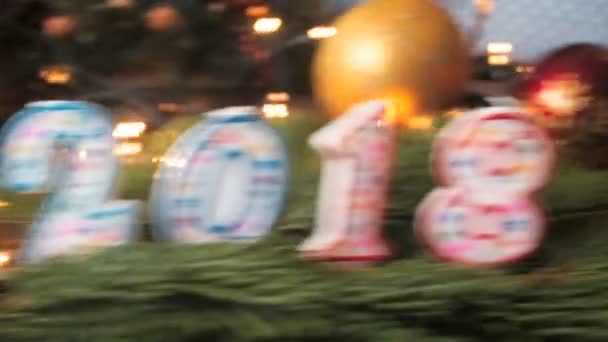 Bala de boneca rápida de mesa decorada para o Natal 2018 — Vídeo de Stock