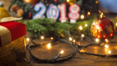 2018 yeni yıl ve chri için dekore edilmiş tablo odak görüntü Out