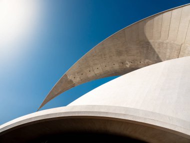 Auditorio de Tenerife opera salonunun çatı katının soyut görüntüsü