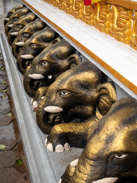 Closeup image of traditional decorative Hindu or Buddhist elephants in temple — ストック写真