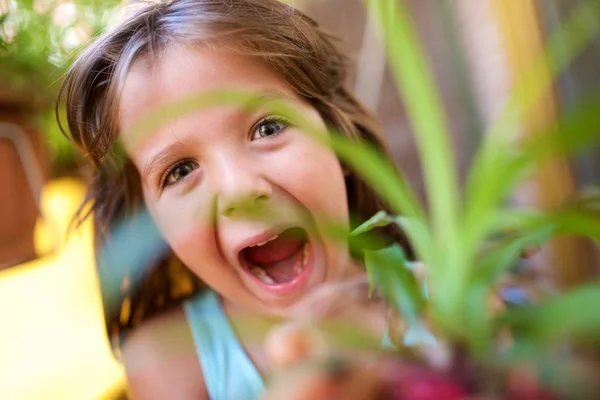 Little girl gardener — Stock Photo, Image