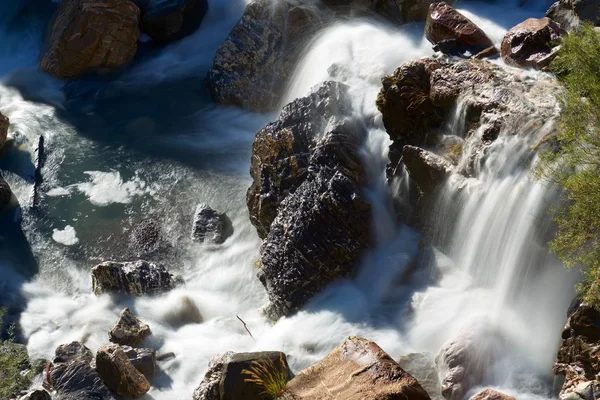 Wodospad w Pirenejach — Zdjęcie stockowe