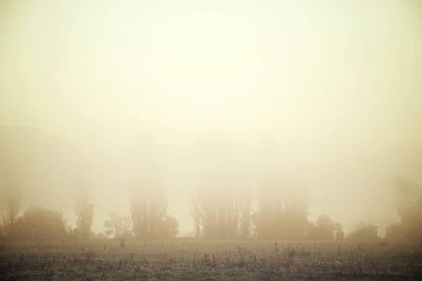 Nevoeiro nos Pirinéus — Fotografia de Stock