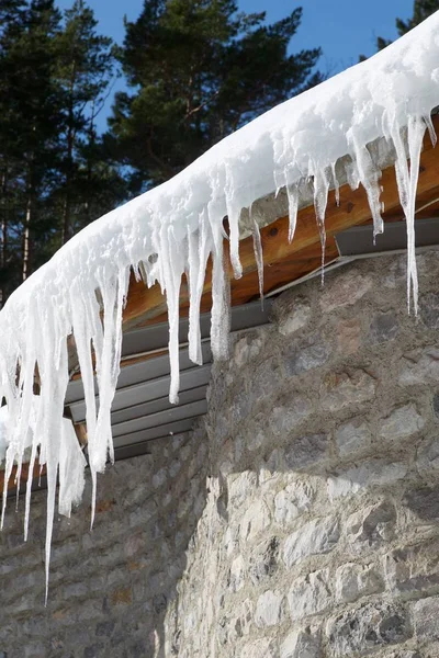 Icicles in the Pyrenees — Stock Photo, Image