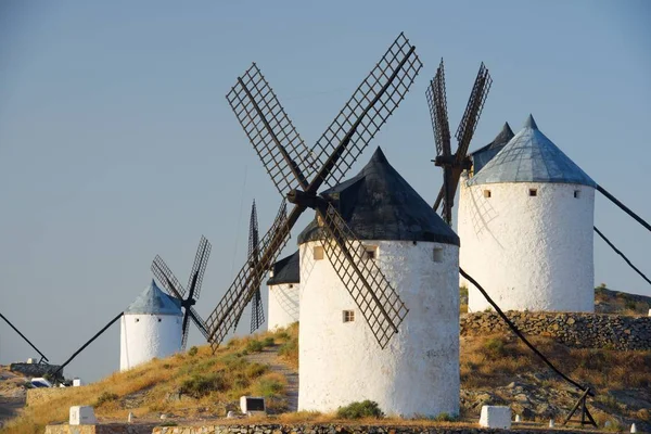 Don Kişot değirmenler.