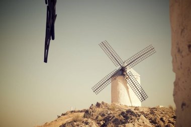 Don Kişot değirmenler.