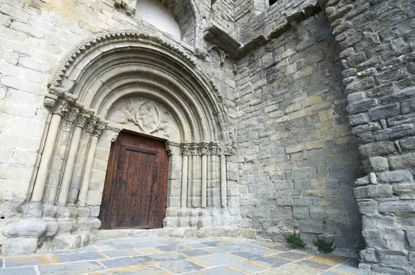 Romanesque front view — Stock Photo, Image