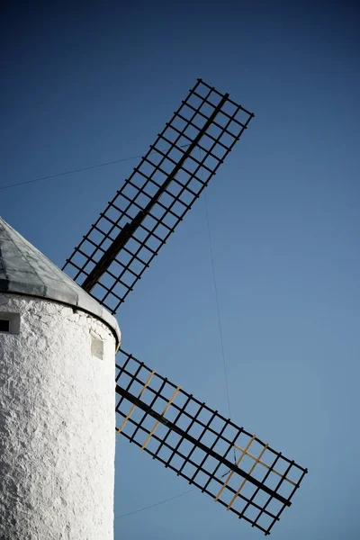 Don Kişot değirmenler.