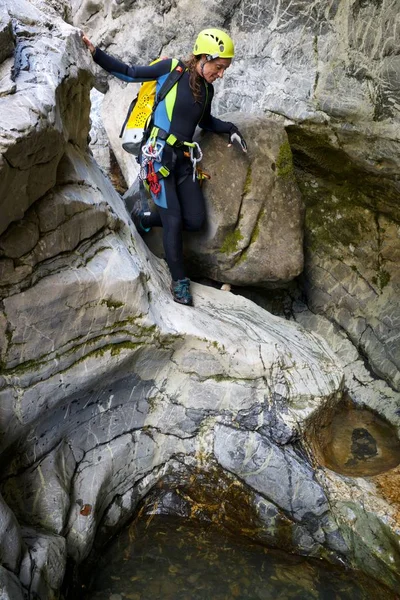 Canyoning in Spain — Stock Photo, Image