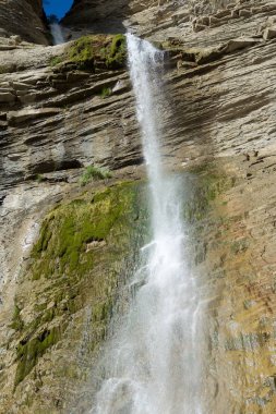 şelale pyrenees içinde