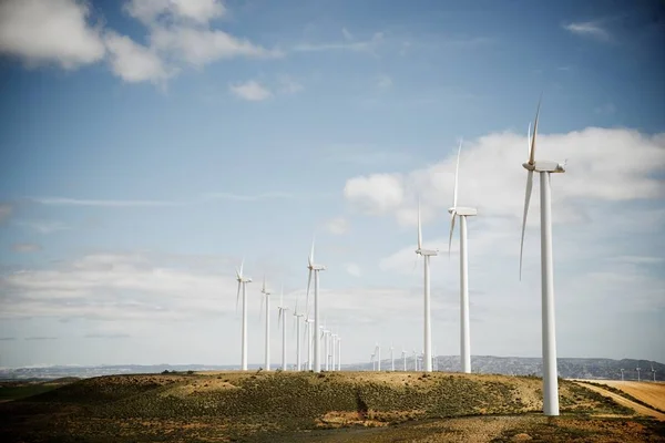 Koncepcja energii wiatrowej — Zdjęcie stockowe