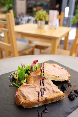 Pate tost görünümü