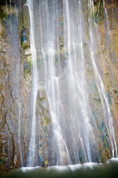 Cascada en pirineos — Foto de Stock