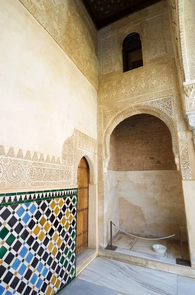 Alhambra de cerca —  Fotos de Stock