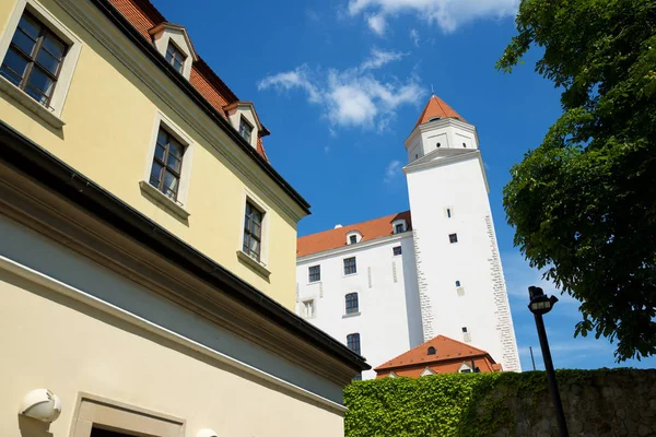 Castelo medieval em Bratislava — Fotografia de Stock