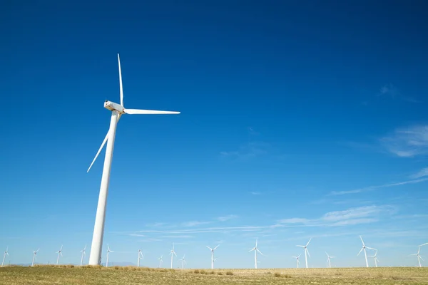 Concepto energía eólica —  Fotos de Stock