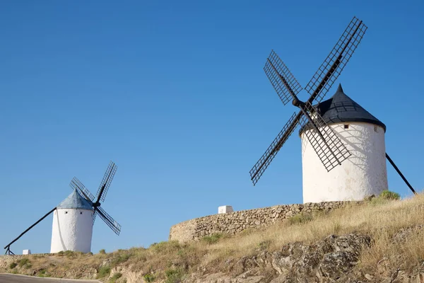 Les moulins de Don Quichotte . — Photo