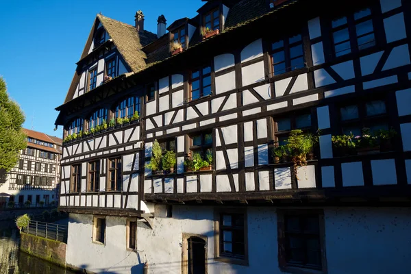 Byggnader i Strasbourg. — Stockfoto