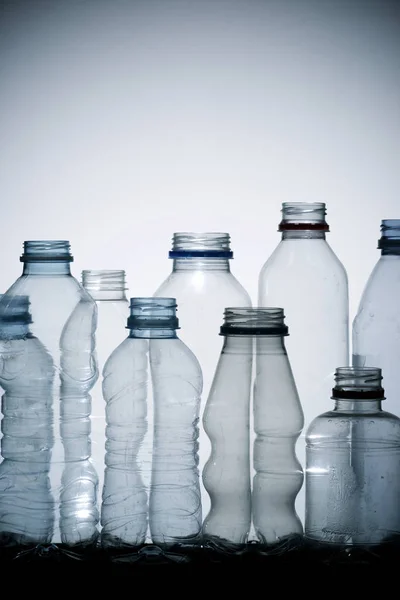 Utsikt över vattenflaskor — Stockfoto