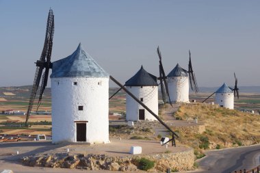Don Kişot değirmenler.