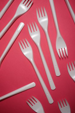 Tek kullanımlık plastik çatal bıçak takımı