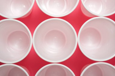 Tek kullanımlık bardak görünümü