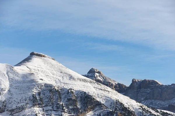 Vinter i Pyreneene – stockfoto