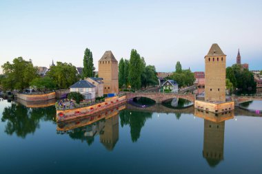Quai des Ponts Couverts