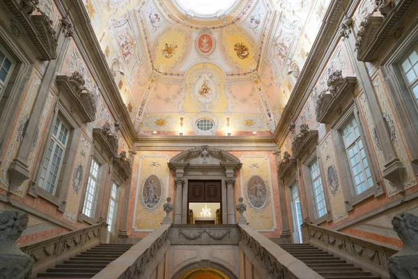 Episcopal palace in Porto — Stock Photo, Image