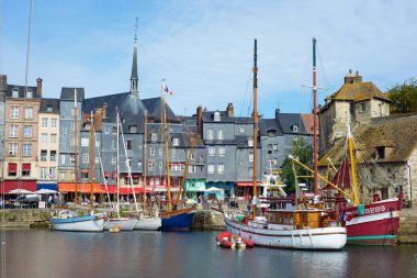 Honfleur liman manzarası