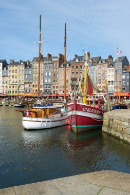 Honfleur liman manzarası
