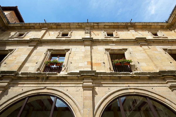 Monasterio de San Isidoro . —  Fotos de Stock