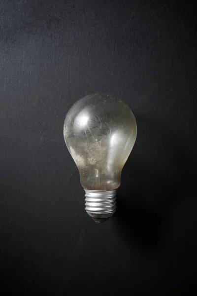 Old incandescent bulb — Stockfoto