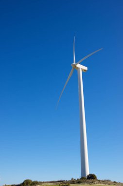 Elektrik üretimi için Windmill, Zaragoza Eyaleti, İspanya Aragon.