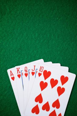 Sifon kartlı bir oyun masası görüntüsü.