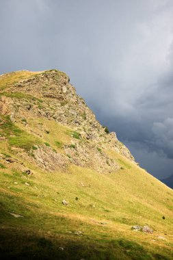 Zirve Tena Vadisi, Pireneler, Huesca ili, Aragon İspanya.