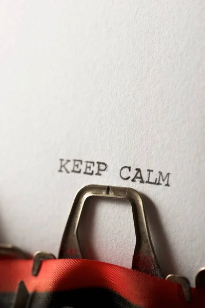 Frase Keep Calm Scritta Con Una Macchina Scrivere — Foto Stock