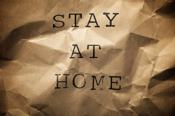 Stay Home Testo Carta Marrone — Foto Stock