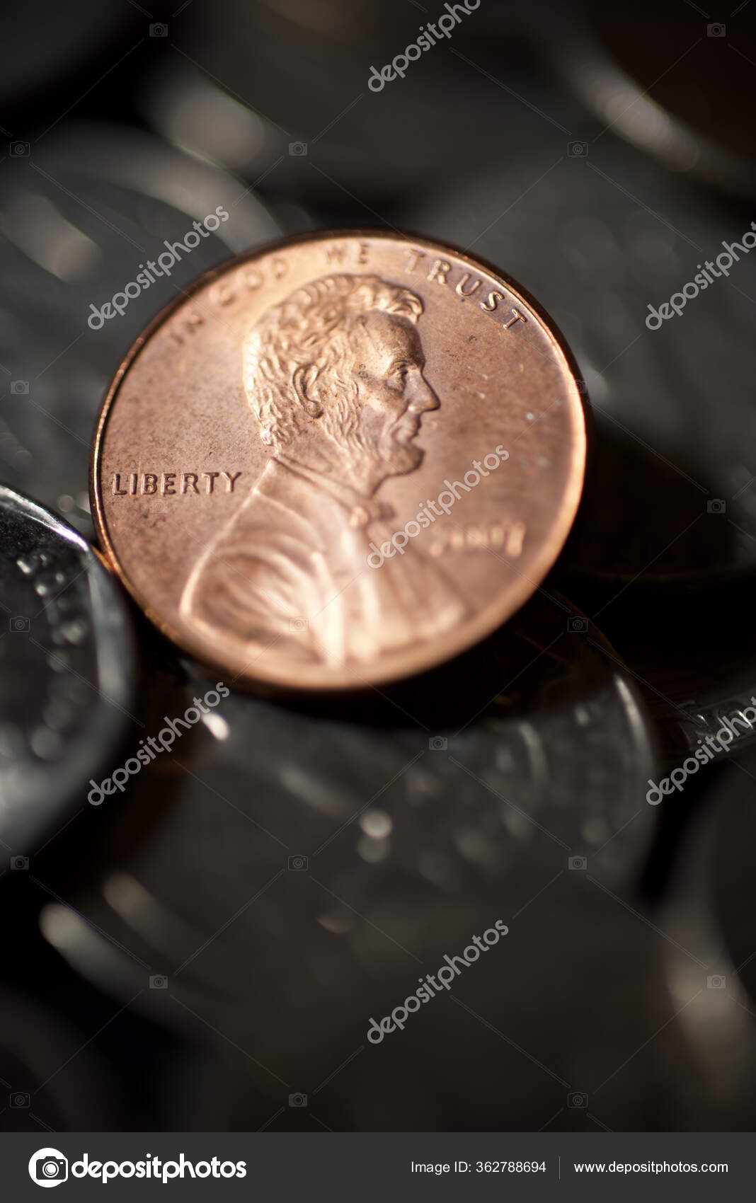 一组25美分硬币和1美分硬币——图库图片© pedro2009 #362788694