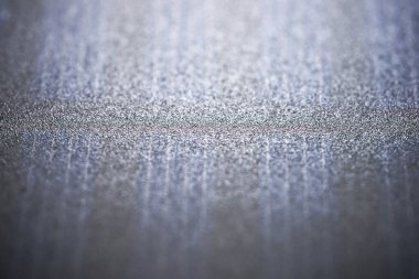 Taşınabilir bir güneş panelinin yakın plan görüntüsü.